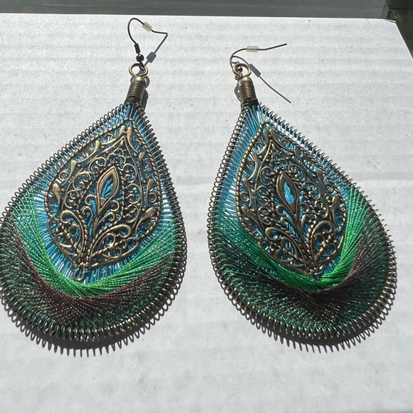 MI AMORE Peacock Dangle-Earrings Colorful & Silver-Tone Colored - Picture 3 of 9